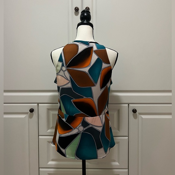 Diane Von Furstenberg Silk Geometric Berit flutter collar tank size 6 - Picture 4 of 8